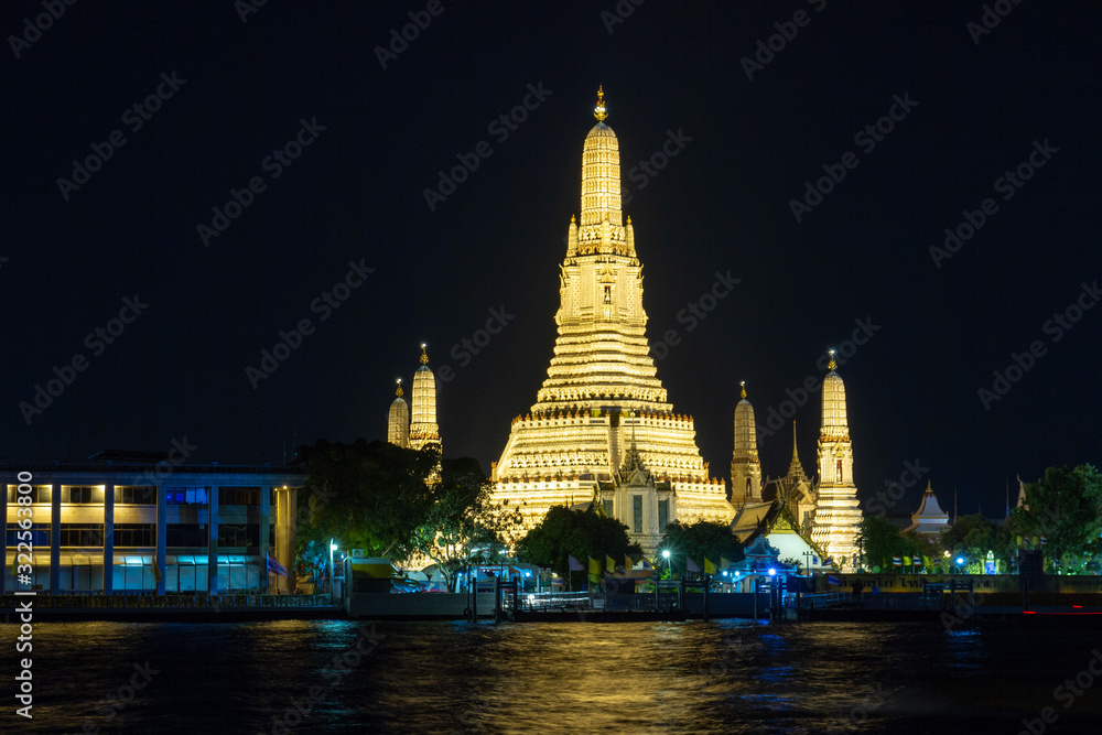 Wat Arun at night, Bangkok, Thailand.