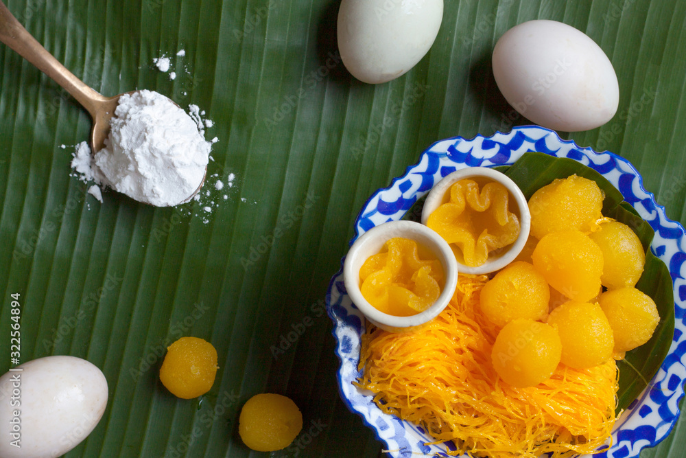 Thai dessert culture are traditional kanhom of Thailand.Thai desserts