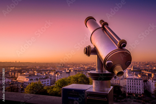 Obraz na płótnie telescope and view of paris w salonie