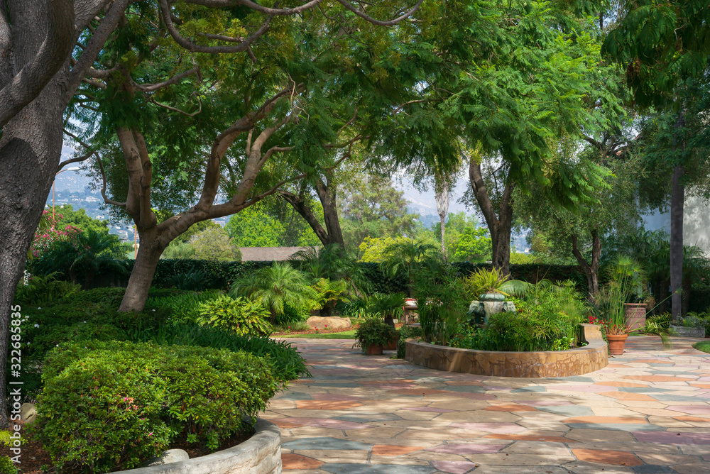 Fototapeta premium California peaceful courtyard