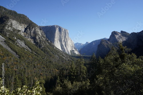 view of mountains in Yosemite 