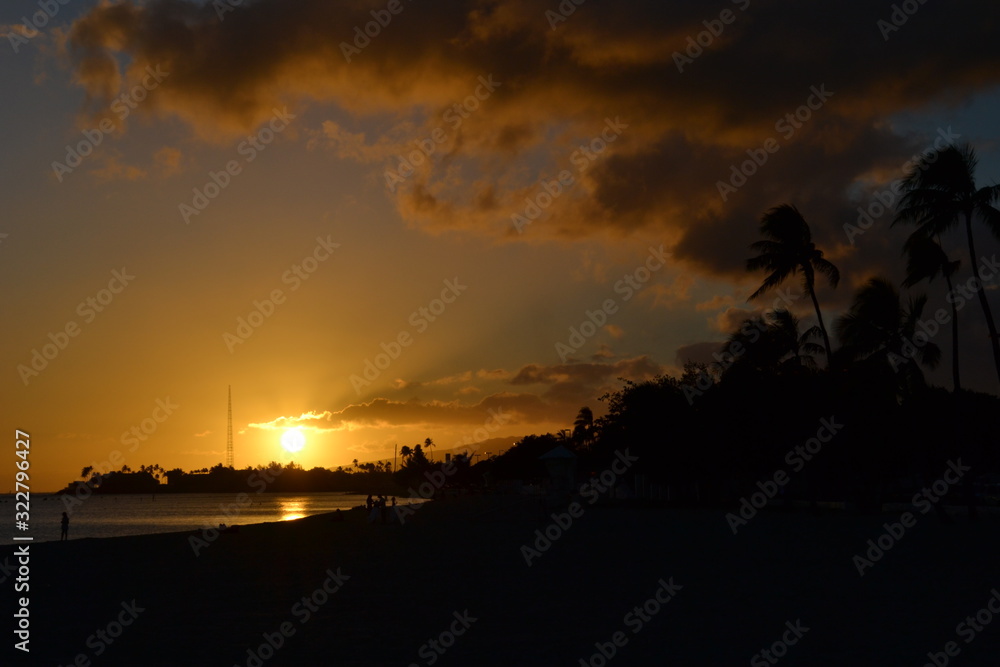 Fototapeta premium sunset over the sea