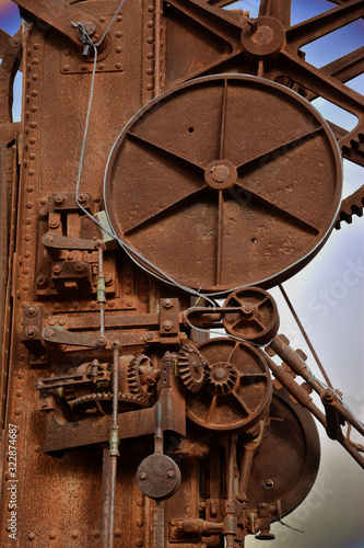 Rusty steam crane - wheels (Saint-Louis, Senegal)