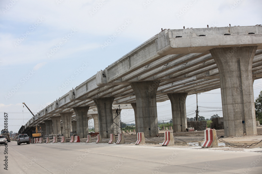Obraz premium structure of new constuction concreate bridge