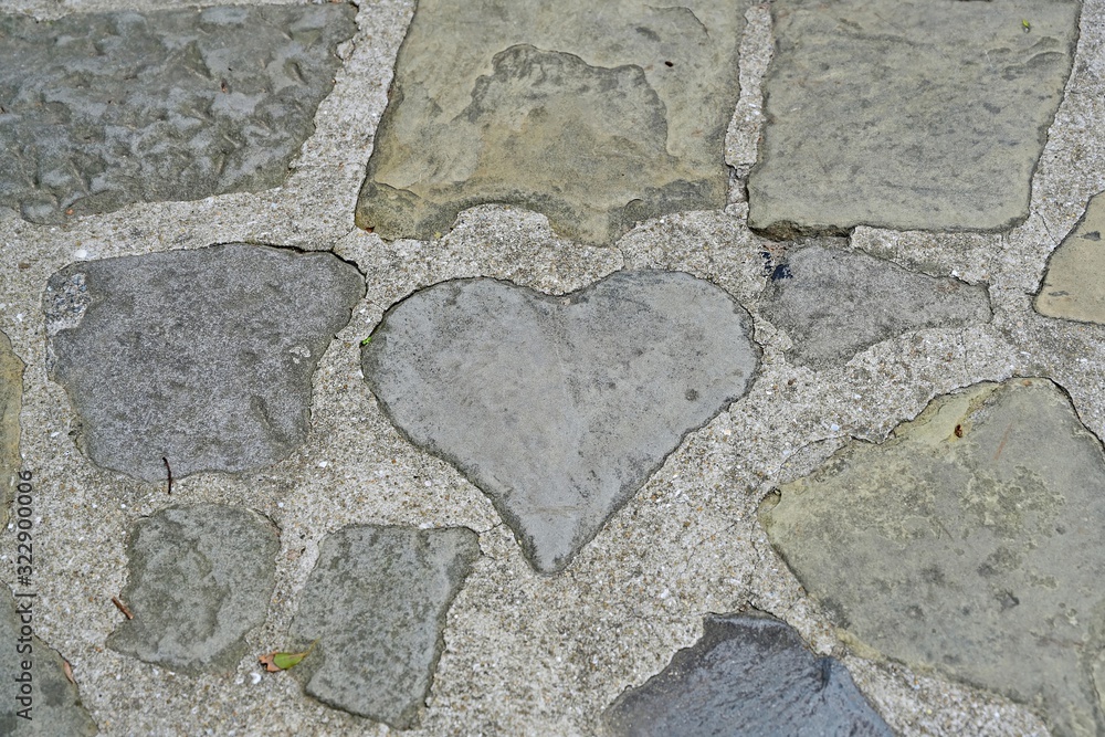 Obraz premium きれいなハート型の石＠長崎
