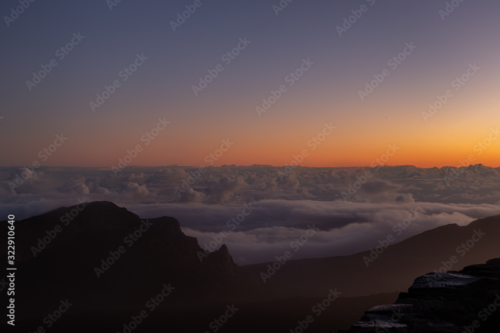 Fototapeta premium Sunrise in the Mountain