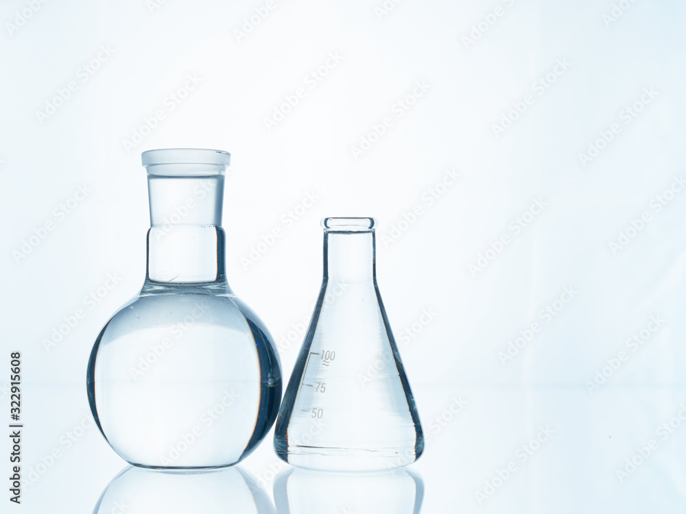 The glass bulb. Chemical flask. Chemical vessels. Glassware. The glass bulb. Chemical flask. Chemical vessels. Glassware.