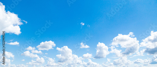 Photo The vast blue sky and clouds sky
