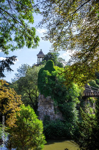 Sibyl temple and pond in Buttes-Chaumont Park, Paris