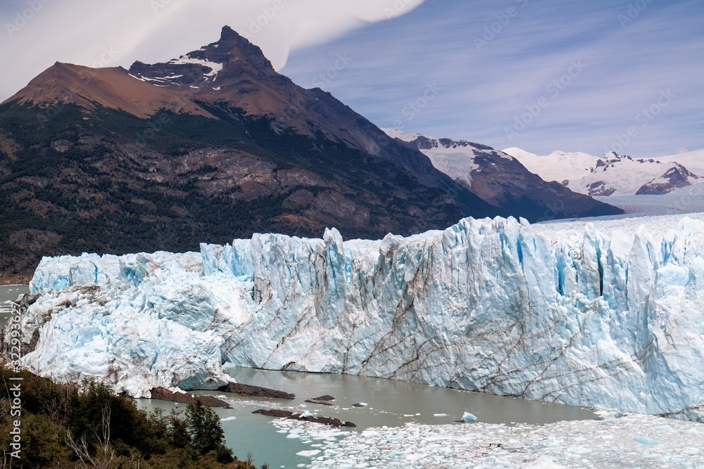 © Sid. Lorenzi - Perito Moreno glacier in Patagonia Argentina