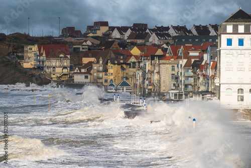 Fototapeta Naklejka Na Ścianę i Meble -  big storm in the north of France