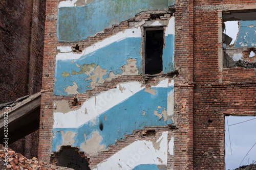 House ruins, destroyed buildings, war