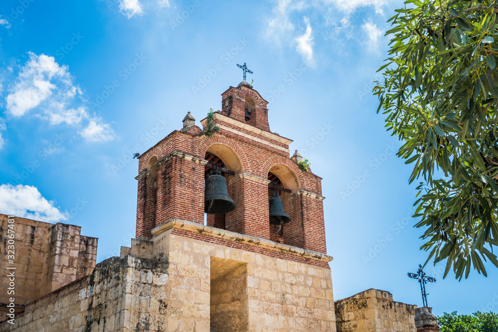 Catedral zona colonial