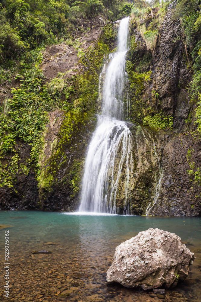 Neuseeland Wasserfall - Piha
