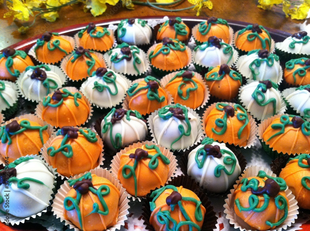 Fototapeta premium Chocolate cookie balls pumpkin treats