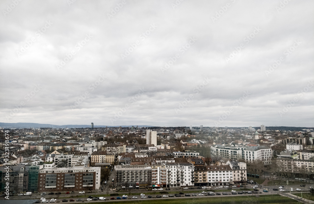 Fototapeta premium Cityscape and dramatic cloudy sky