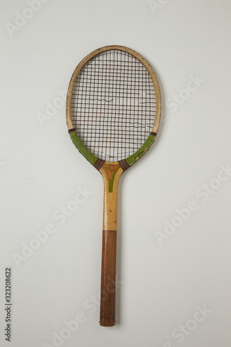 テニスラケット © ssss19772000