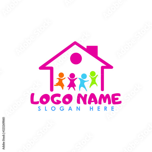 Daycare logo for kids - VECTOR