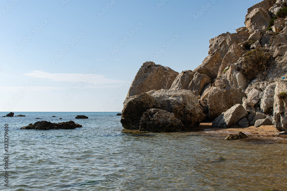Sizilianische Steinküste