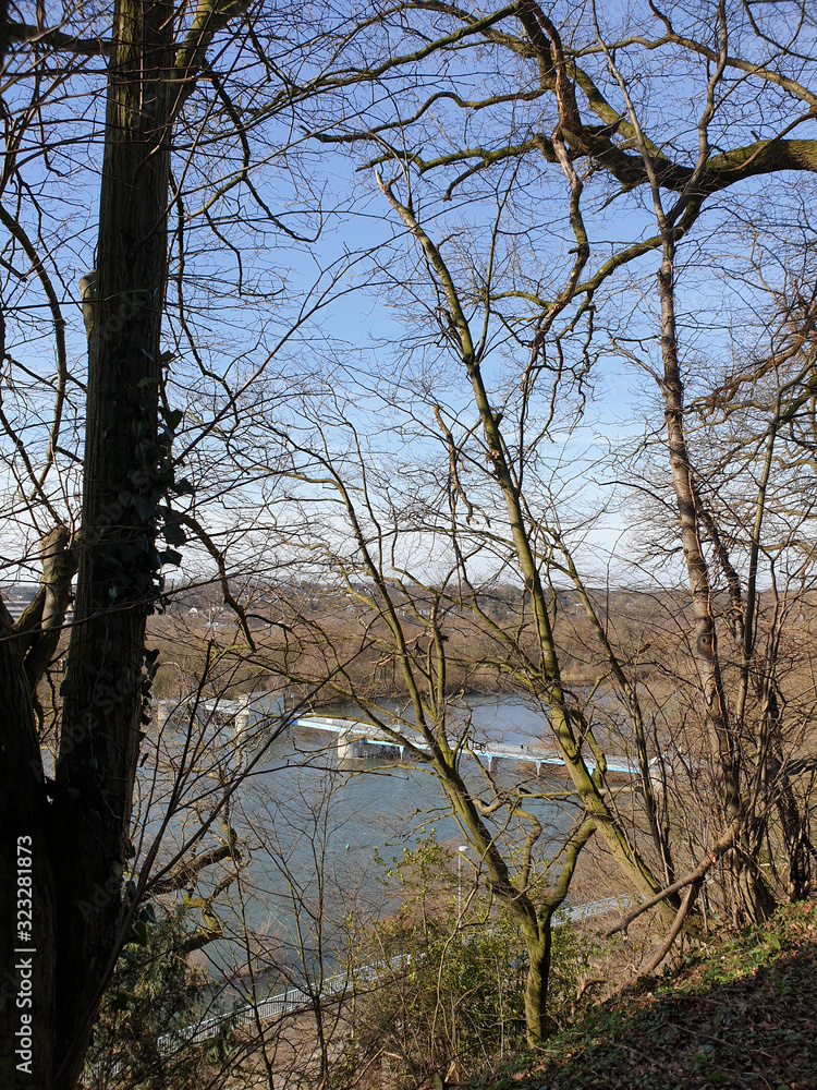 Blick auf die Ruhr vom Bismarckturm in Mülheim an der Ruhr Blick auf die Ruhr vom Bismarckturm in Mülheim an der Ruhr