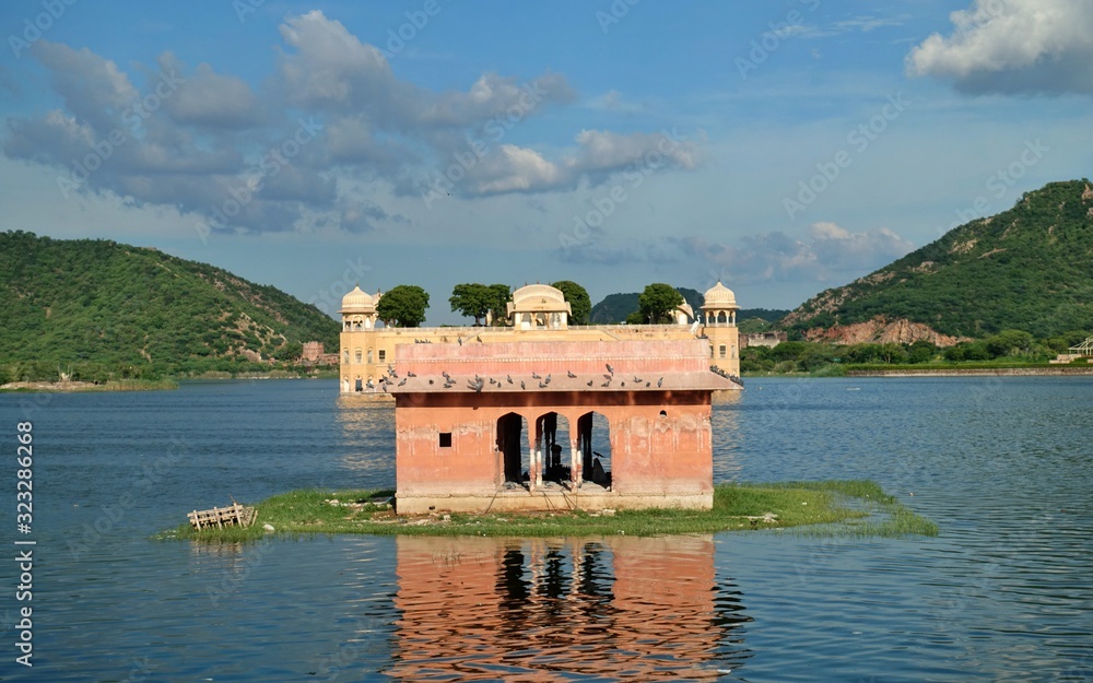 Jal Mahal (meaning 