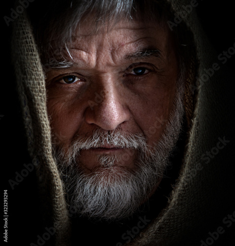 Φωτογραφία Medieval monk is poor and penniless