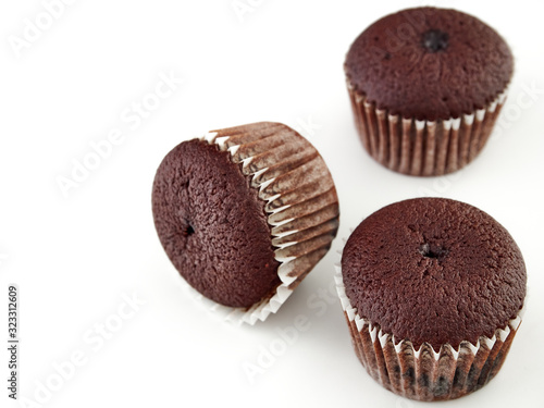 Mini chocolate brownie cupcakes with chocolate filling
