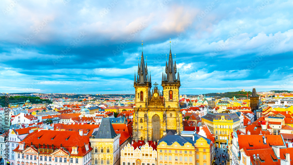 Obraz premium Aerial view of Church of Our Lady before Tyn at Old Town Square, Prague, Czech Republic