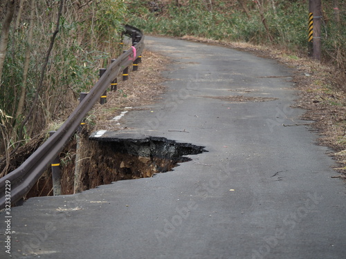 道路崩落 photo