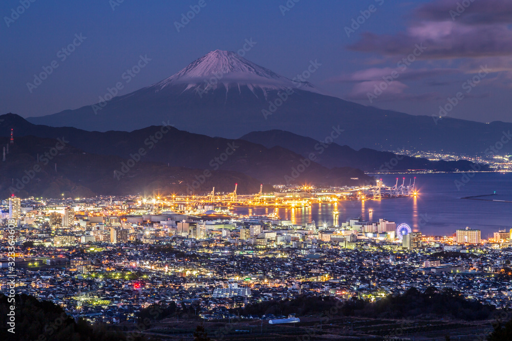 日本平から夕方の清水港と紅富士