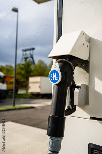 hydrogen filling station in germany new fuel