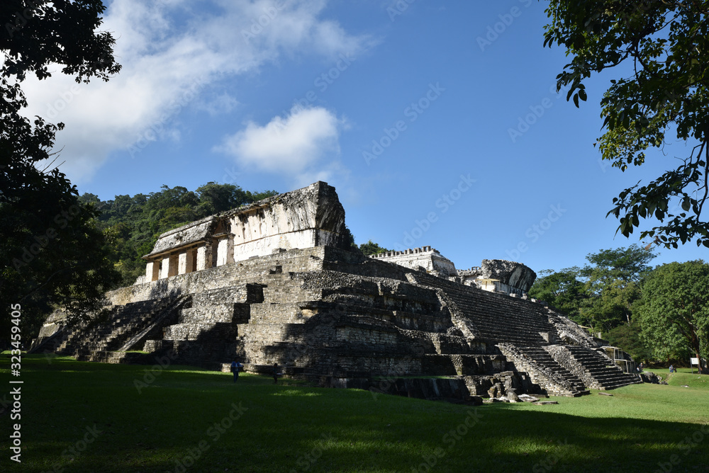Temple maya à Palenque dans le Chiapas, Mexique