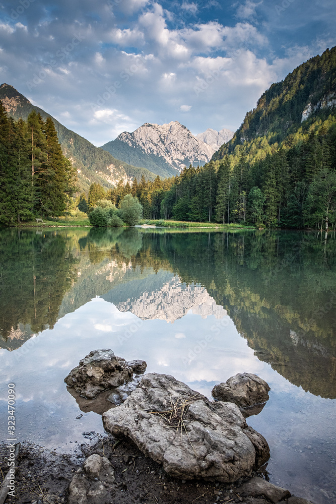 Fototapeta premium Lake Planšarsko jezero in Zgornje Jezersko with Kamnik-Savinja Alps