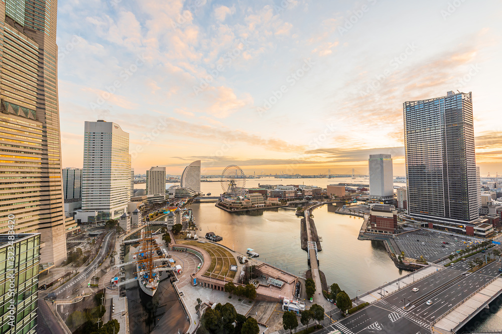 Obraz premium 早朝のみなとみらい