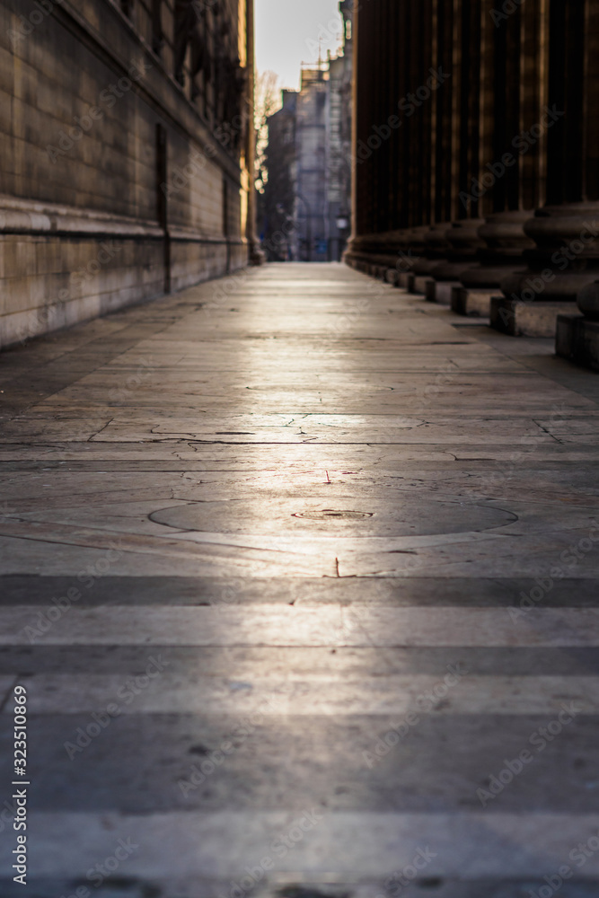 Follow the light between the guiding columns - Paris, France