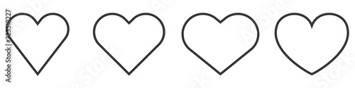Set of Heart outline icons. Vector Hearts.