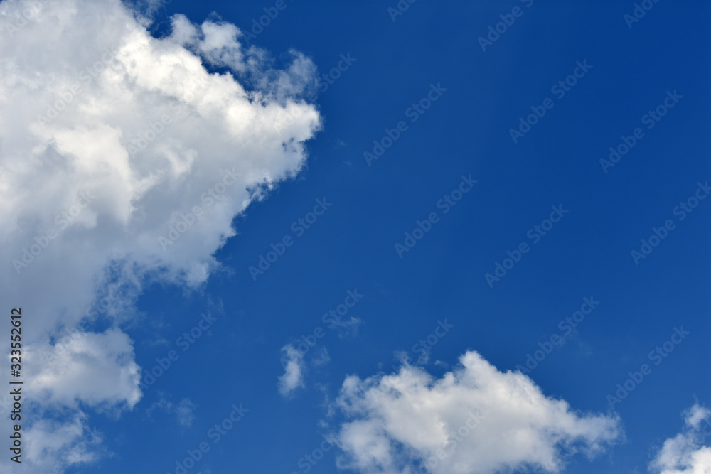 Obraz premium blue sky with clouds