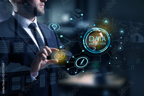 Businessman using virtual s...