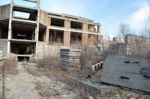 Abandoned construction site of hospital. Abandoned at 1991,during Ukrainian undependence crisis. Kiev,Ukraine © Sergey Kamshylin