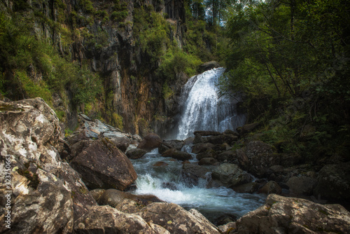 Korbu Waterfall at Lake Tel...