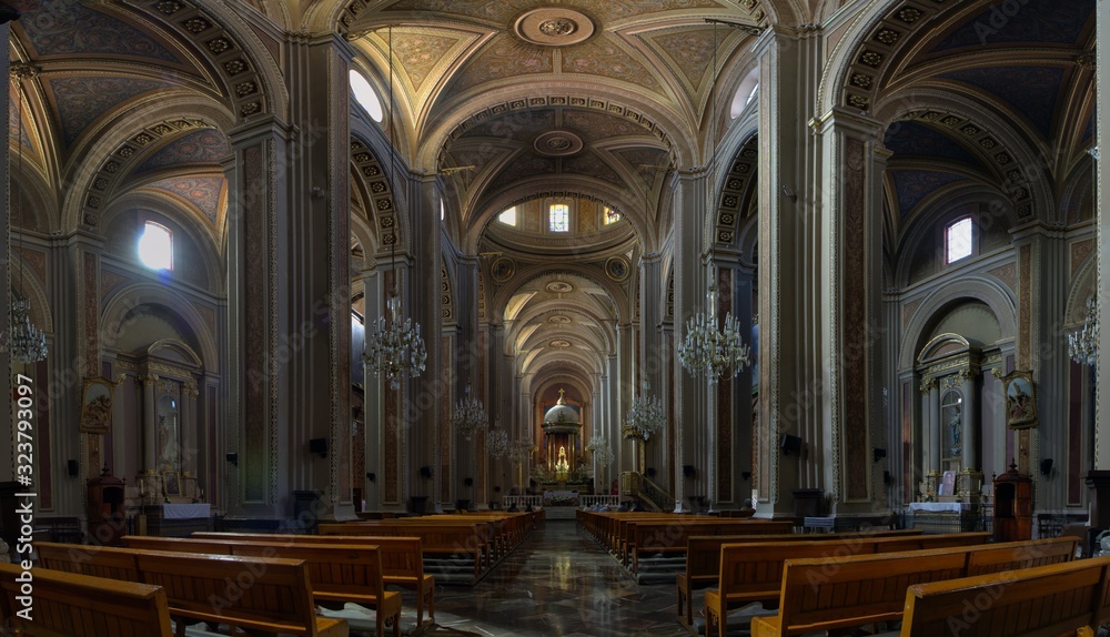 panoramica del interior de la catedral de morelia michoacan