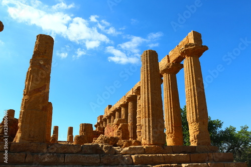 Colonne e tempio