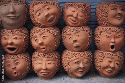 the clay pots with emotions