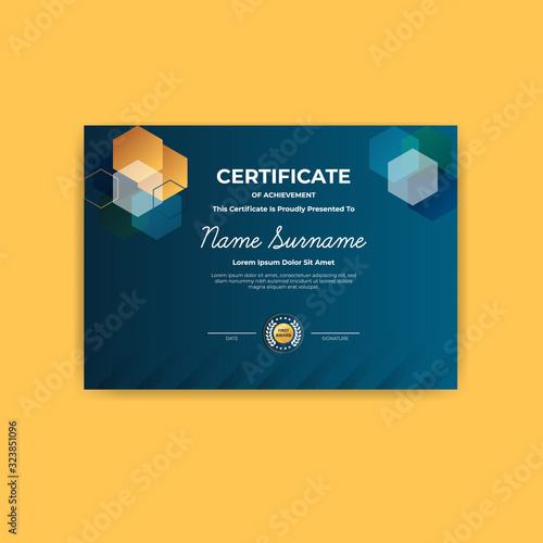 Elegant business certificate of achievement template theme
