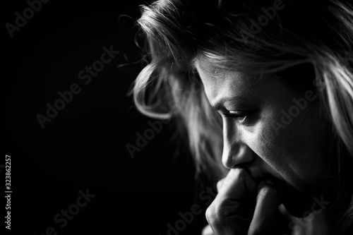 Foto Fear and Anxiety, Female Face Expressing Strong Negative Emotions
