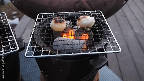七輪で焼くお餅