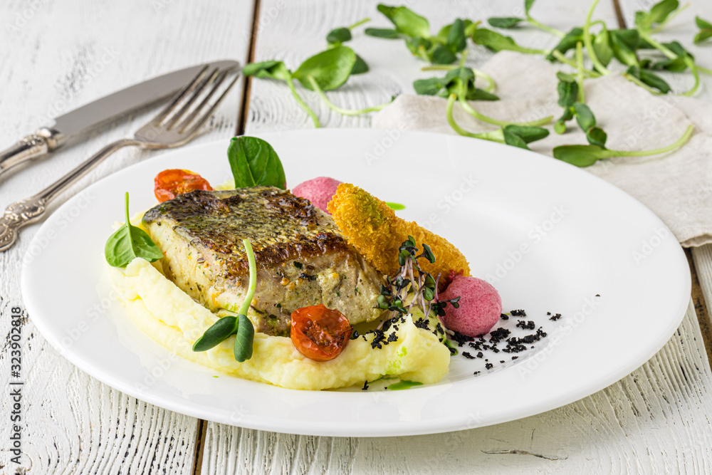 Grilled Fish Fillet with BBQ Vegetables Grilled Fish Fillet with BBQ Vegetables