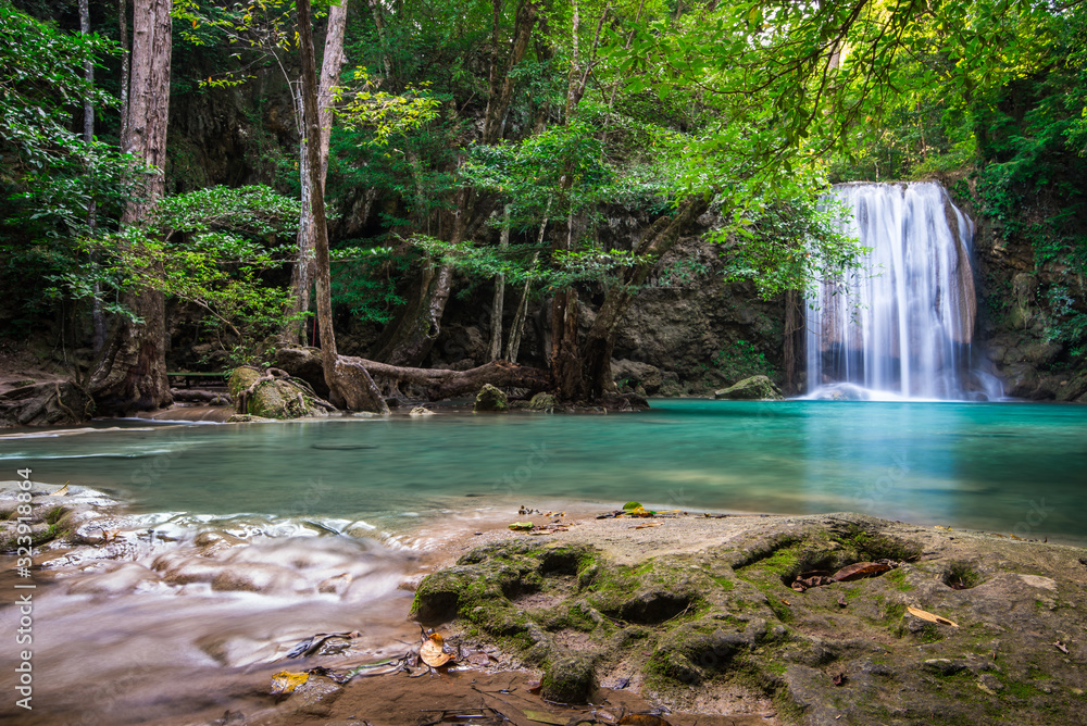 Waterfall in Tropical forest at Erawan waterfall National Park, Thailand	 - obrazy, fototapety, plakaty 