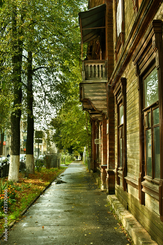 Fototapeta Naklejka Na Ścianę i Meble -  wooden house in the Park