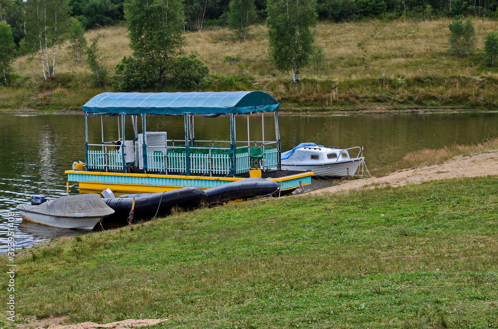 Naklejka premium fishing, landscape, floating, island, vegetation, animals, vlasina, mountain, lake, anchored, shore, land, peat pieces, fresh, forest, artificial, view, summer, water, tree, birch, wood, glade, bush,